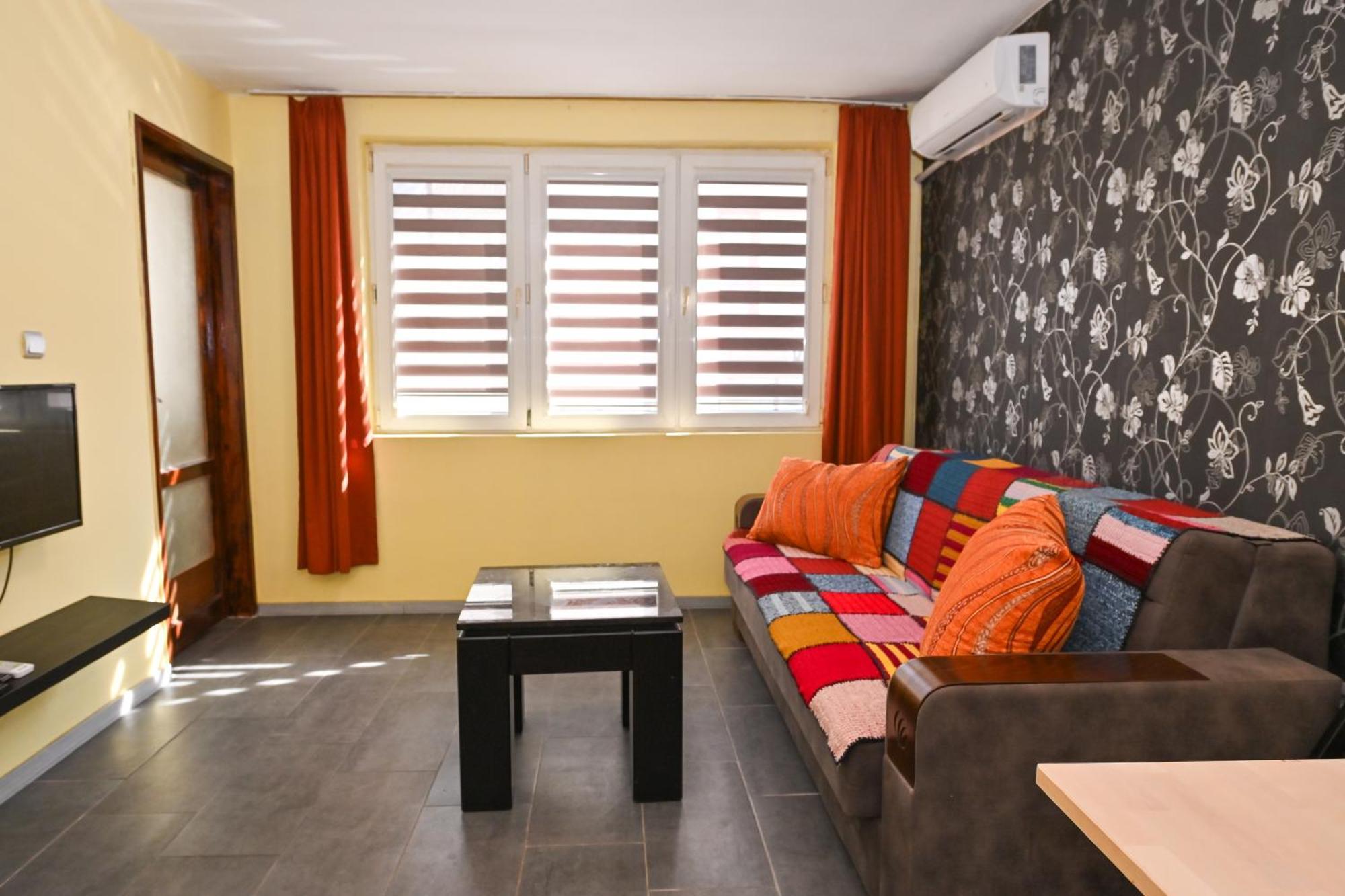Eli Apartment Burgas Extérieur photo